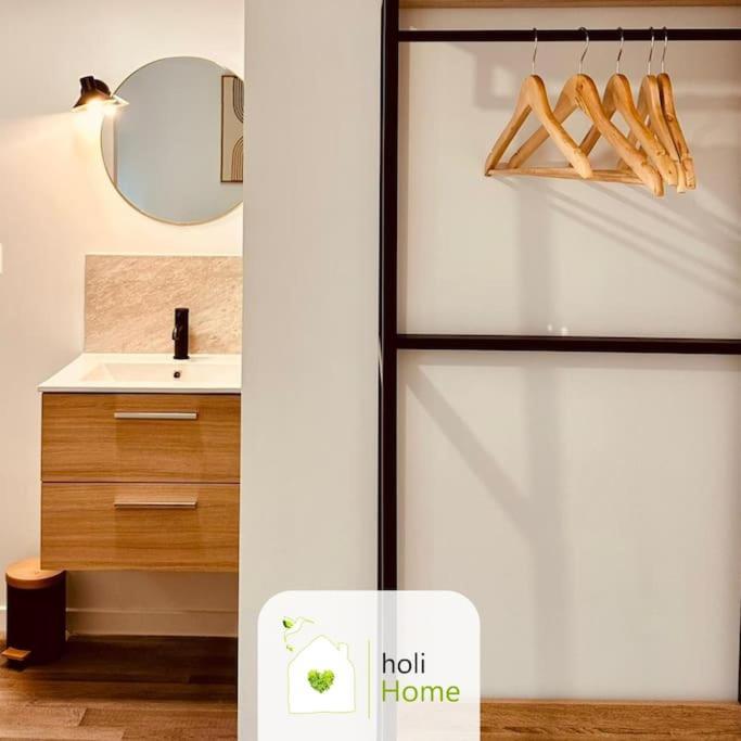 H8-2 Parenthese Du Val Nancon Apartment ฟูแฌร์ ภายนอก รูปภาพ